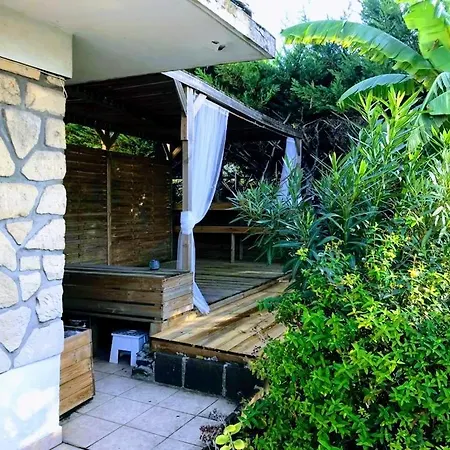 Apartment Agreable Maison En Centre Noisy-le-Grand